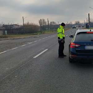 Gălățean depistat conducând deși nu avea acest drept
