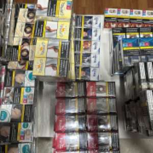 Peste 14.000 de țigarete cu timbru bulgăresc descoperite de polițiștii de frontieră teleormăneni în urma efectuării unei percheziții domiciliare