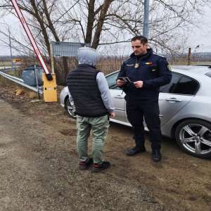 Permisul fals i-a adus unui tânăr de 21 de ani un dosar penal