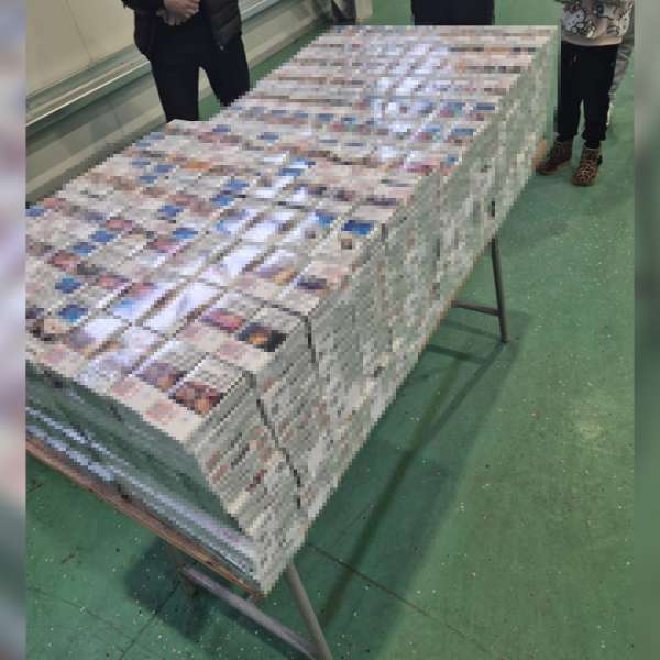 1.680 pachete cu țigări ascunse în bagaje şi în plafonul unui autoturism, descoperite la PTF Siret
