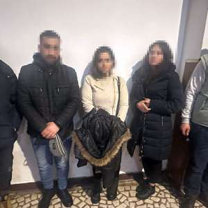 Cetățeni străini fără drept de a călători în Spațiul Schengen, depistați de polițiștii de frontieră