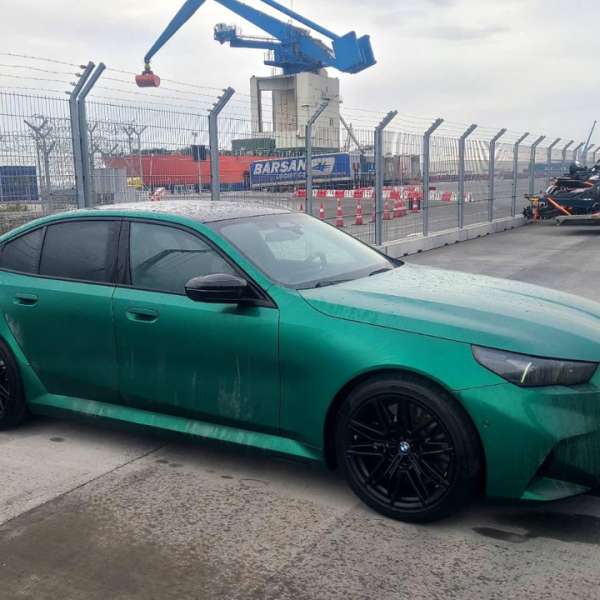 Autoturism de lux în valoare de 750.000 de lei, căutat de autoritățile din Polonia, descoperit de poliţiştii de frontieră în Portul Constanța, în cooperare cu ofițeri FRONTEX