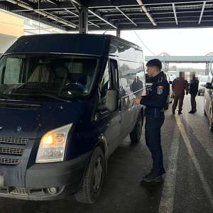 Moldovean cercetat penal pentru posesia unui document fals