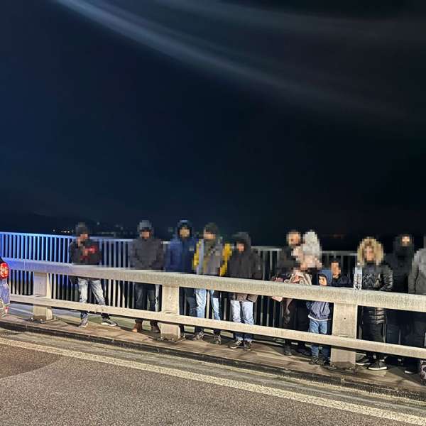 Cincisprezece cetățeni străini fără documente valabile pentru a călători în spațiul Schengen, depistaţi de polițiștii de frontieră
