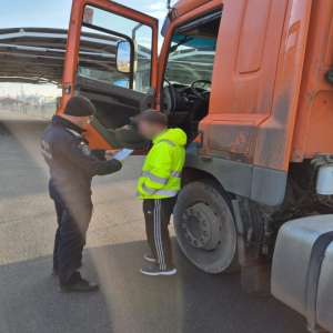 Conducea un ansamblu rutier, fără categorie corespunzătoare