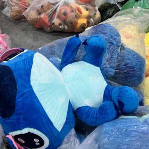 Bunuri susceptibile a fi contrafăcute, în valoare de aproximativ 280.000 lei, descoperite de polițiștii de frontieră constănțeni