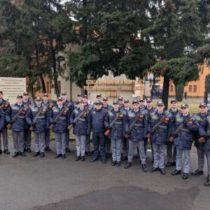 O serie nouă de elevi a depus jurământul militar la Şcoala \