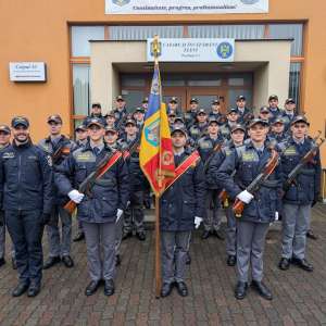 O serie nouă de elevi a depus jurământul militar la Şcoala \