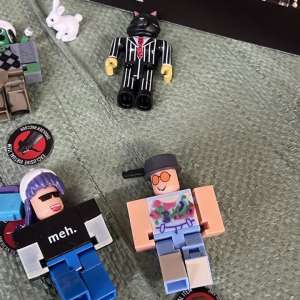 Jucării susceptibile a fi contrafăcute, în valoare de peste 2.000.000 lei, descoperite de polițiștii de frontieră constănțeni