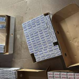 Arme, muniţie și țigări descoperite de poliţiştii de frontieră în urma unor percheziţii domiciliare