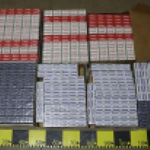 Arme, muniţie și țigări descoperite de poliţiştii de frontieră în urma unor percheziţii domiciliare