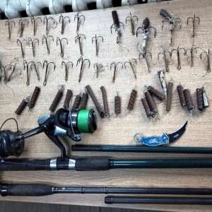 Bărbați pescuind prin metoda „greblare” depistați de polițiștii de frontieră din cadrul Sectorului Poliției de Frontieră Românești