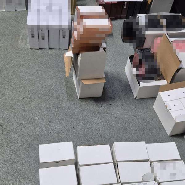 Bunuri susceptibile a fi contrafăcute în valoare de aproximativ 87.000 lei descoperite de polițiștii de frontieră giurgiuveni