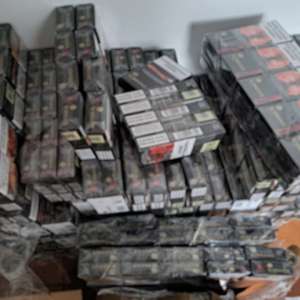 Contrabandă cu țigări, în miez de noapte, oprită la trecerea frontierei