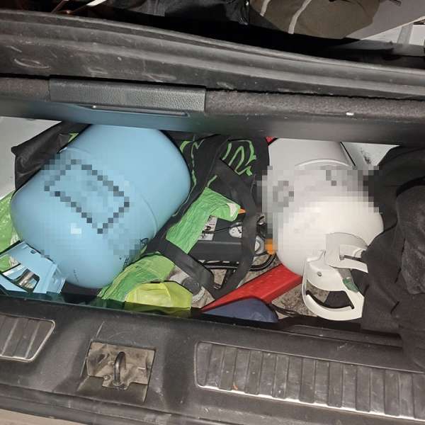 13 butelii cu freon descoperite la PTF Valcani