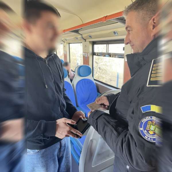 Permis de conducere fals descoperit de polițiști de frontieră din cadrul Punctului de Trecere a Frontierei Iaşi - feroviar