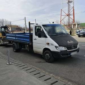 Cetățean român depistat conducând un ansamblu rutier înmatriculat în România, fără drept de circulație