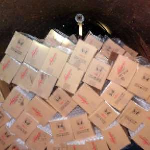 Cisternă plină cu ţigări de contrabandă, depistată de poliţiştii de frontieră