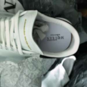 Încălcare a dreptului de proprietate intelectuală