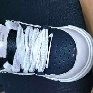 Încălcare a dreptului de proprietate intelectuală