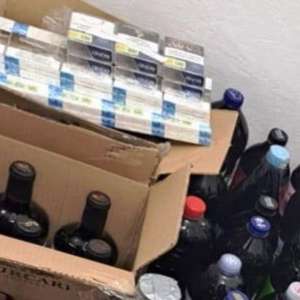 Freon, țigări și băuturi alcoolice cu destinația Portugalia, oprite la Albița
