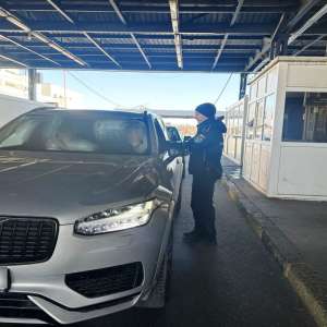 Permis de conducere fals descoperit în PTF Albiţa