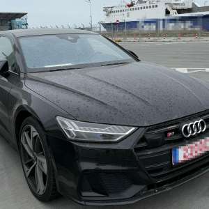 Autoturisme de lux cu numere de înmatriculare și acte false pregătite pentru export, în valoare de peste 200.000 euro, descoperite de polițiștii de frontieră constănțeni