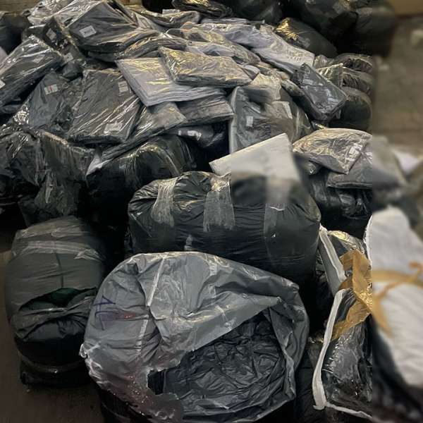 Bunuri contrafăcute în valoare de peste 200.000 de lei, confiscate de polițiștii de frontieră giurgiuveni