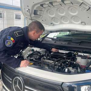 Autoturism de lux căutat de autoritățile din Olanda, descoperit de poliţiştii de frontieră în Punctul de Trecere a Frontierei Isaccea
