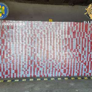 Grup infracțional organizat, specializat în contrabanda cu țigări, destructurat de polițiștii de frontieră