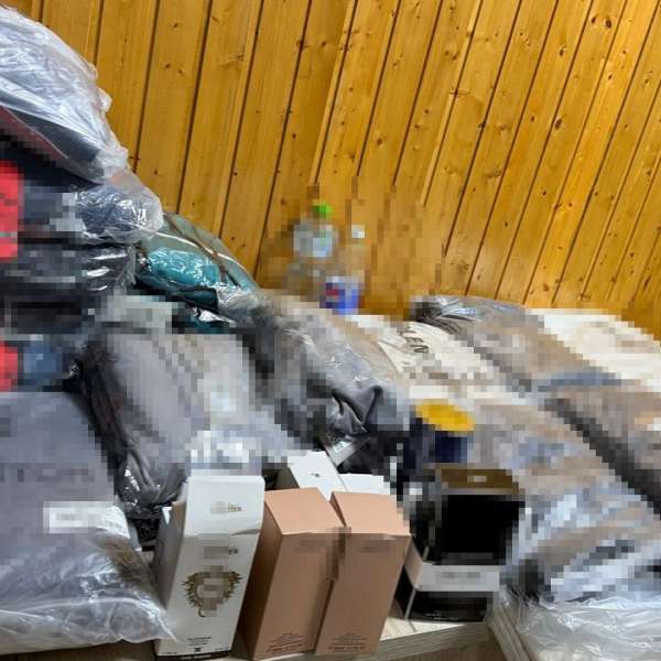 Bunuri susceptibile a fi contrafăcute în valoare de aproximativ 105.000 lei, confiscate de poliţiştii de frontieră la Mangalia