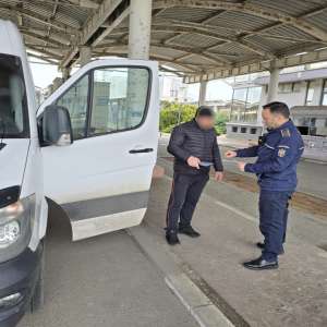 Cetățean bulgar depistat cu un document fals asupra sa