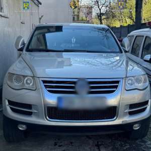 Patru persoane reţinute pentru trafic de droguri de mare risc