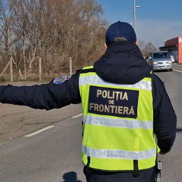 Doi bărbați cercetați de polițiștii de frontieră sătmăreni pentru infracțiuni la regimul rutier