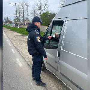 La volan, dar cu un permis nerecunoscut de legea română