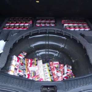 Cetățean bulgar arestat preventiv după ce a încercat să introducă în ţară țigări peste limita legală admisă