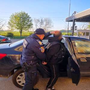 Moldovean condamnat la 12 ani de închisoare pentru viol asupra unui minor, cu document de identitate fals asupra lui, oprit la Albița