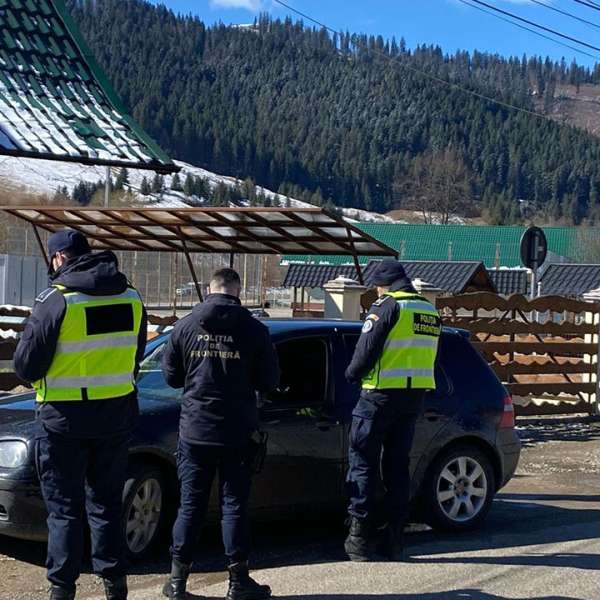 Document fals care atestă ITP-ul, descoperit de polițiștii de frontieră sătmăreni