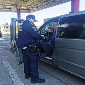 Permis de conducere fals obținut la o școală de șoferi poloneză