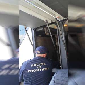 Trafic ilegal de motorină descoperit la controlul de frontieră