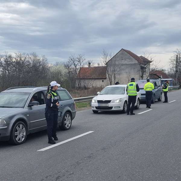 Infracțiuni la regimul circulaţiei rutiere constatate de polițiștii de frontieră sătmăreni