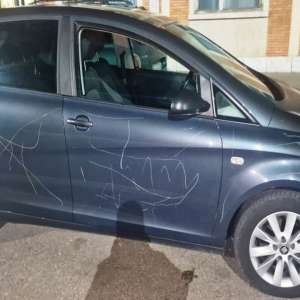 Autoturism furat din Germania, oprit la Albița