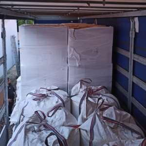 Un român a fost arestat după ce în camionul său au fost găsite 4 milioane de țigări de contrabandă. Valoarea capturii depășește 1,2 milioane de euro