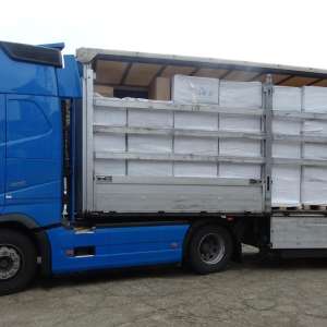 Un român a fost arestat după ce în camionul său au fost găsite 4 milioane de țigări de contrabandă. Valoarea capturii depășește 1,2 milioane de euro