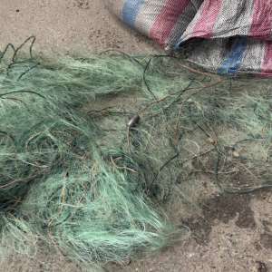 Plase de pescuit tip monofilament și un dispozitiv electric care distruge resursele acvative vii prin curentare descoperite în PTF Oancea