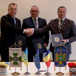 Ședinta de lucru a șefilor structurilor teritoriale ale Poliţiei de Frontieră din România si Ucraina