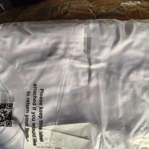 Produse susceptibile a fi contrafăcute, în valoare de peste 180.000 de euro, oprite de la comercializare de polițiștii de frontieră giurgiuveni