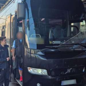 Cetățean moldovean sancționat penal pentru posesia unui document fals