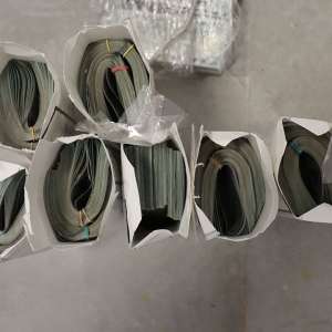 Captură impresionantă la frontiera cu Ucraina: 580.000 de dolari ascunși în cartușe de țigări