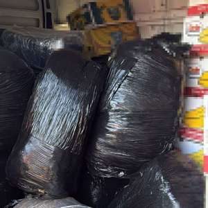 Aproximativ o tonă de tutun vrac ascunsă într-un microbuz cu varză